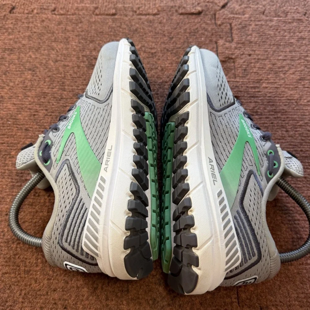 B+ Brooks Ariel 20 Womens 6.5 Grey‎ Green Stability Running Shoes 1203151B076
